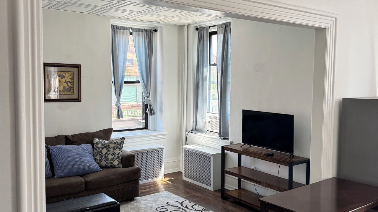 Photo of Livingroom in Danville