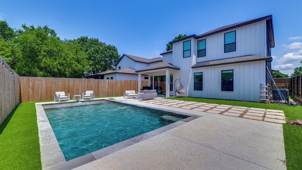 Photo of Outdoor in West Dallas