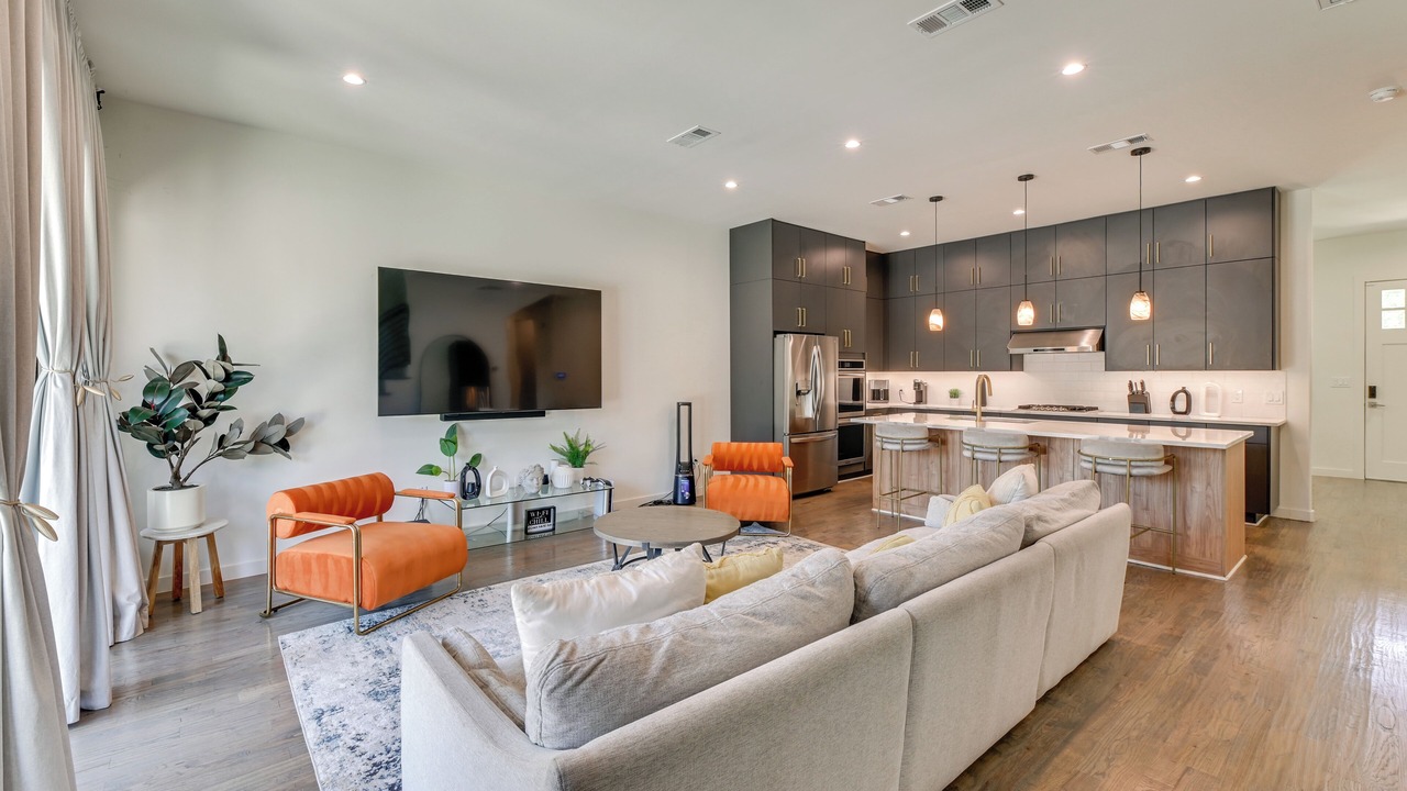 Photo of Livingroom in West Dallas