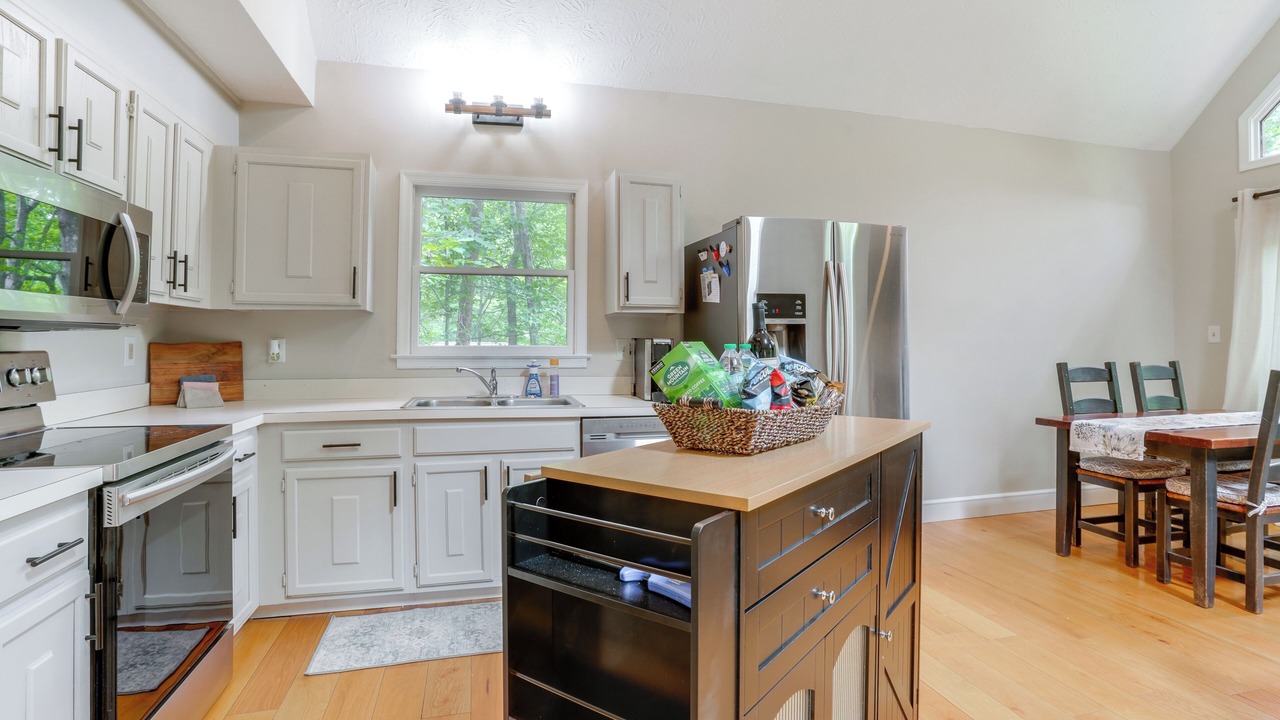 Photo of Kitchen in Lake Monticello