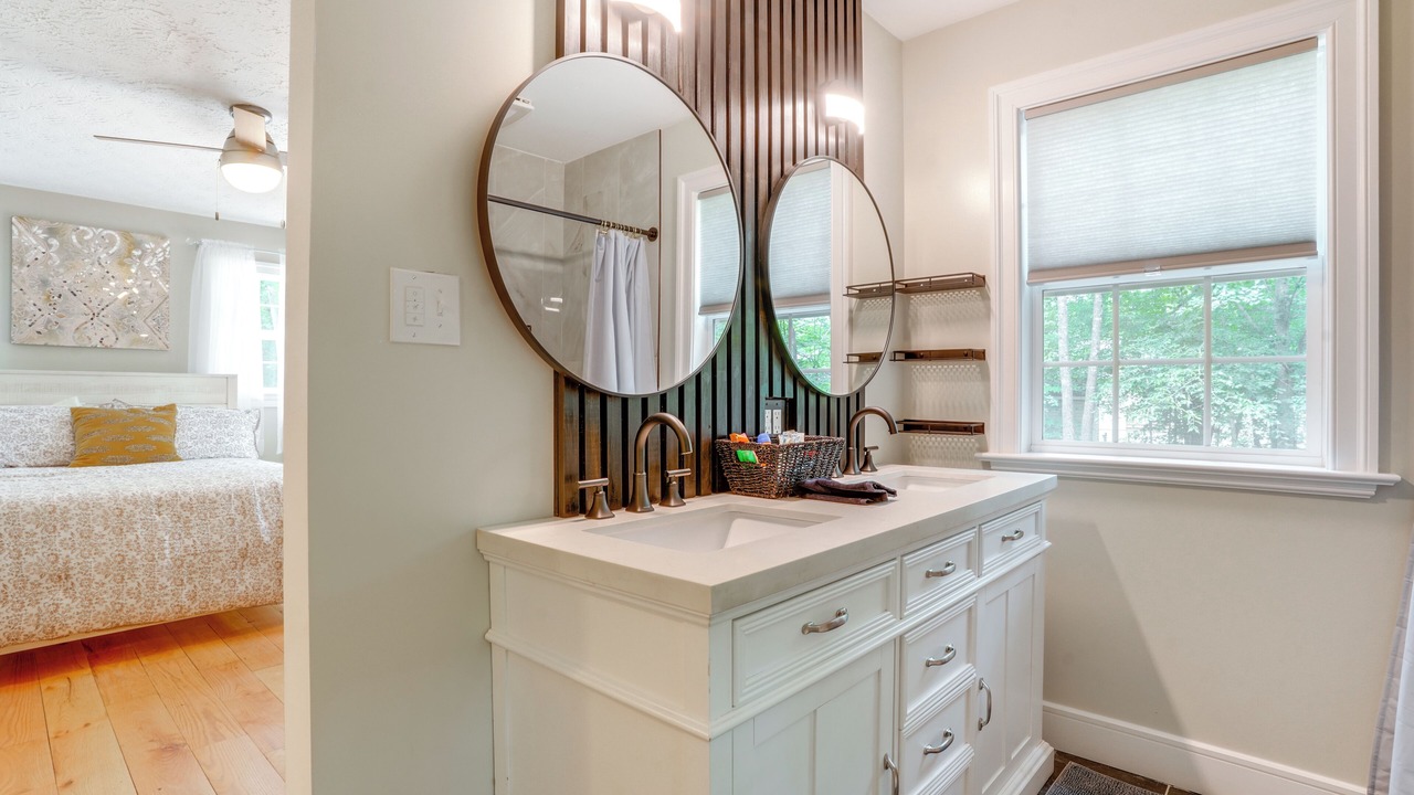 Photo of Bathroom in Lake Monticello