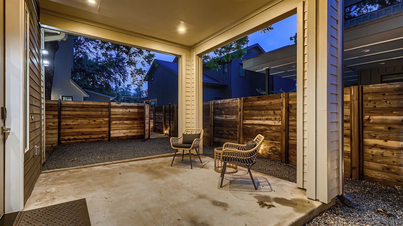 Photo of Outdoor in Govalle