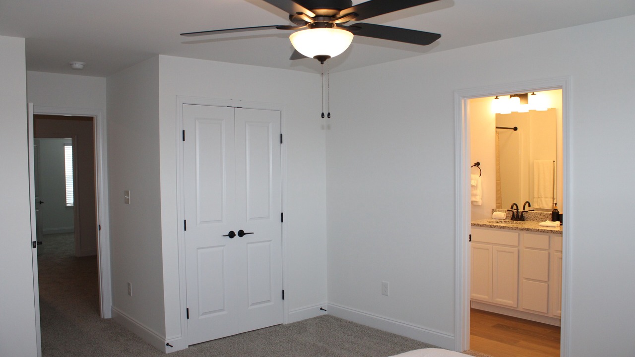 Photo of Bedroom in Alcoa