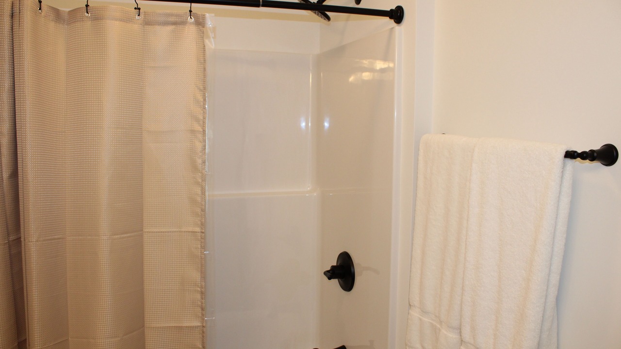 Photo of Bathroom in Alcoa