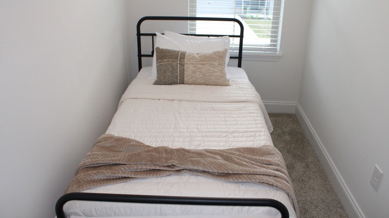 Photo of Bedroom in Alcoa
