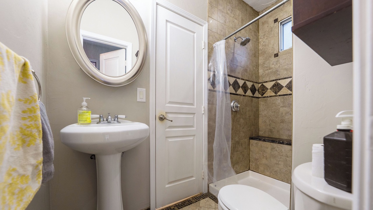 Photo of Bathroom in Villa Park