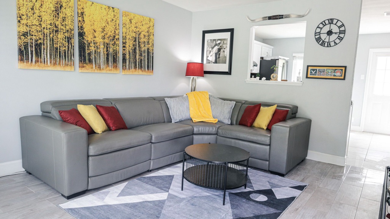 Photo of Livingroom in Southside