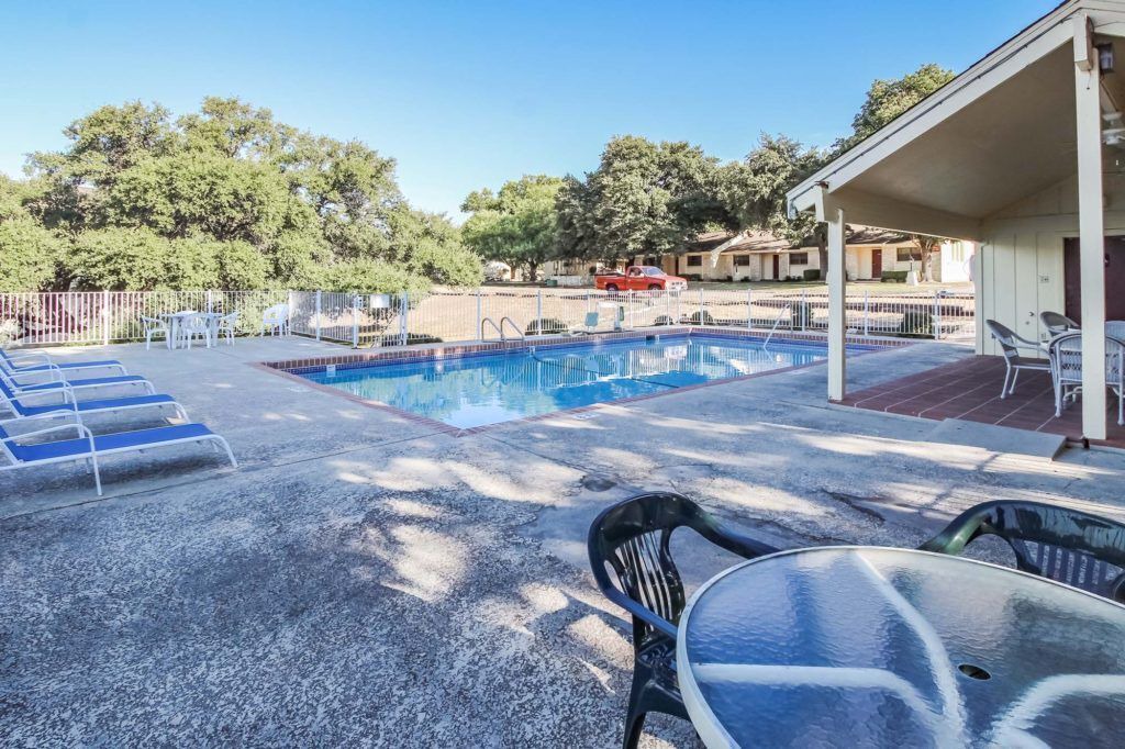 Photo of Outdoor in Highland Lake Estates
