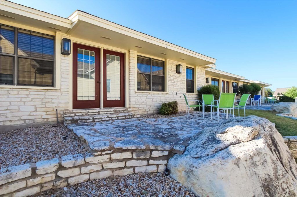 Photo of Outdoor in Highland Lake Estates