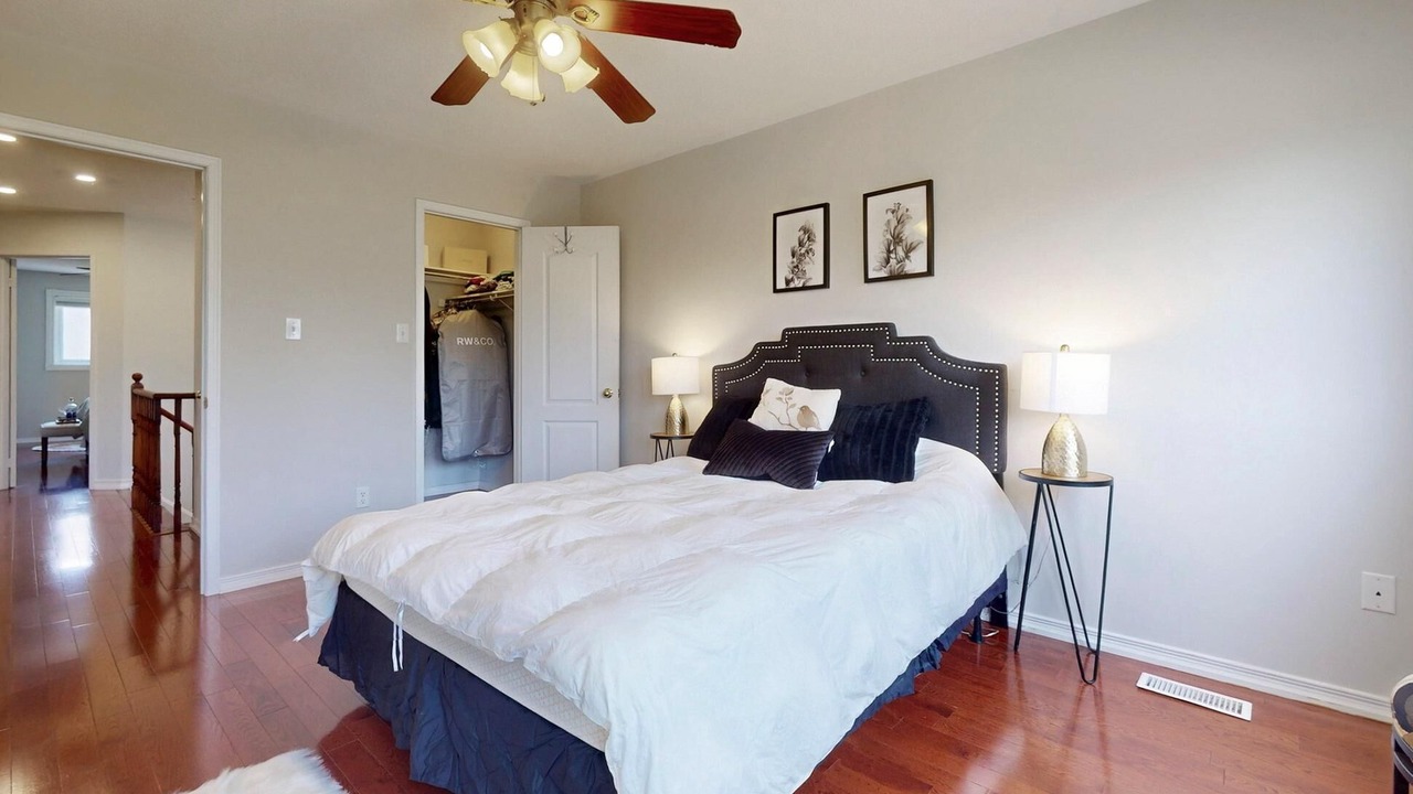 Photo of Bedroom in Richmond Hill