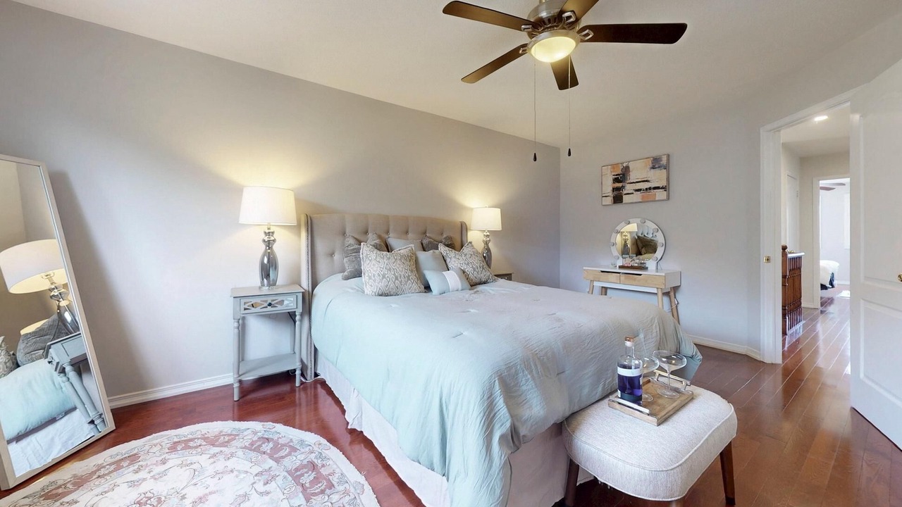 Photo of Bedroom in Richmond Hill