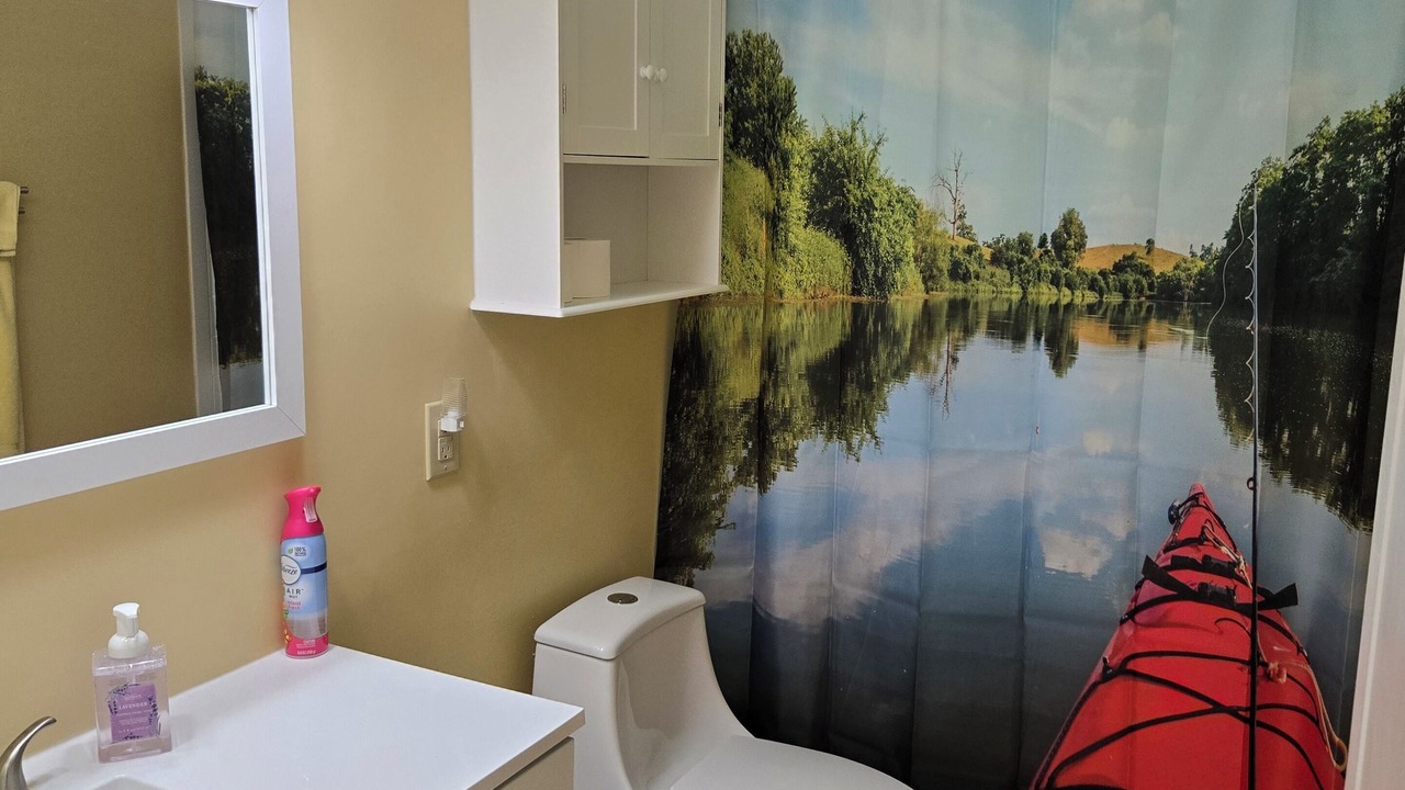 Photo of Bathroom in Dunnellon