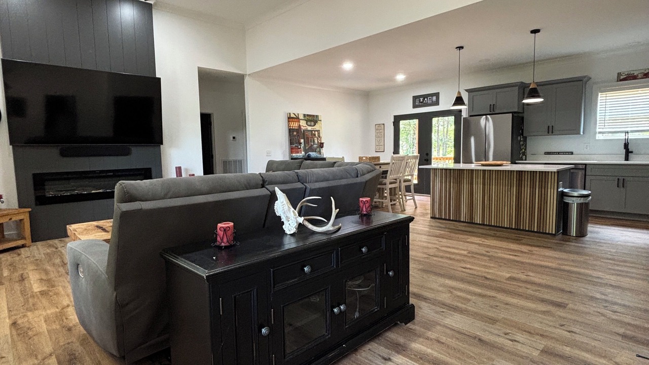 Photo of Livingroom in Unionville
