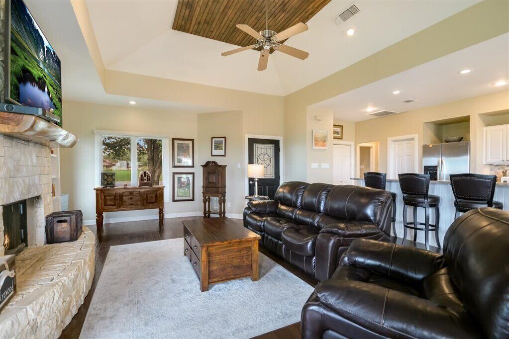 Photo of Livingroom in Barton Creek Lakeside