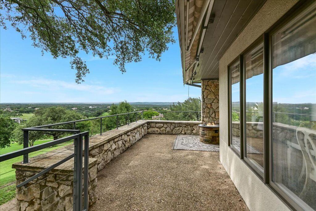 Photo of Patio Balcony in Barton Creek Lakeside