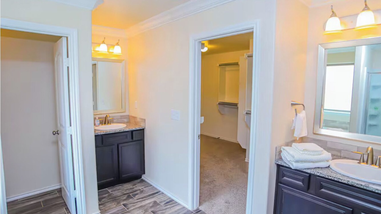 Photo of Bathroom in Midland