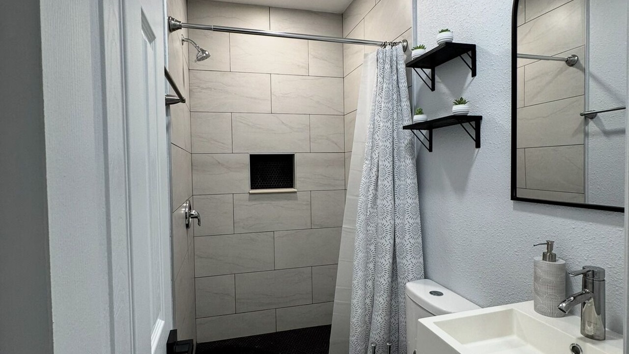Photo of Bathroom in Riverview