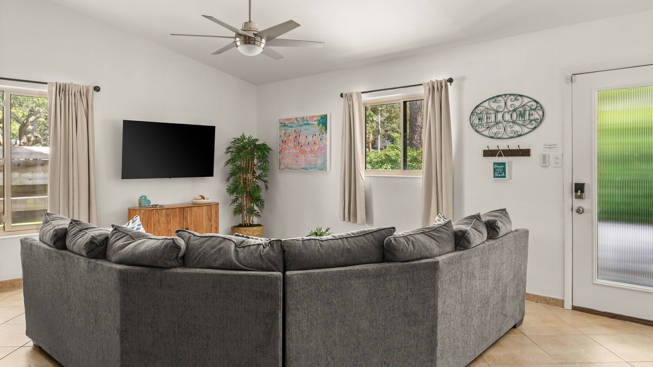 Photo of Livingroom in Pensacola