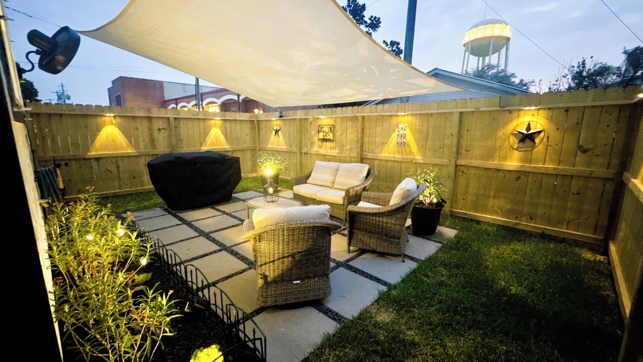 Photo of Patio Balcony in La Porte