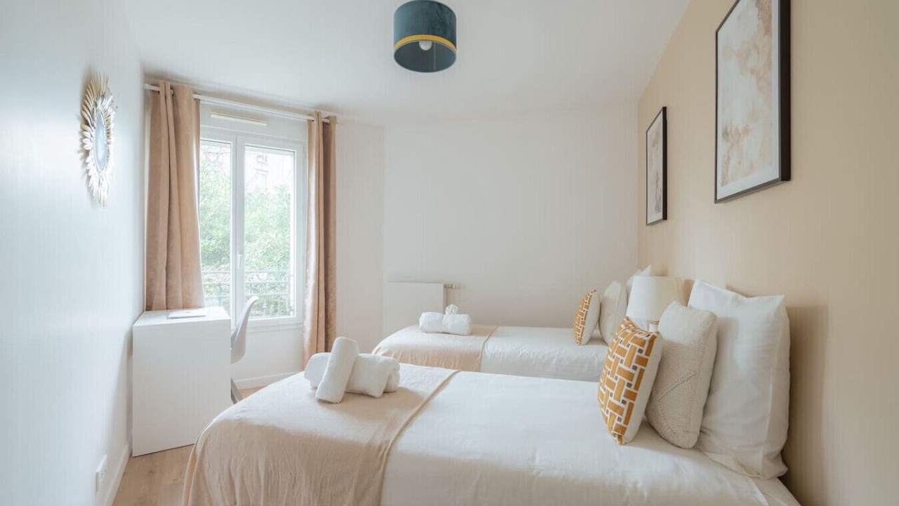 Photo of Bedroom in Chatillon