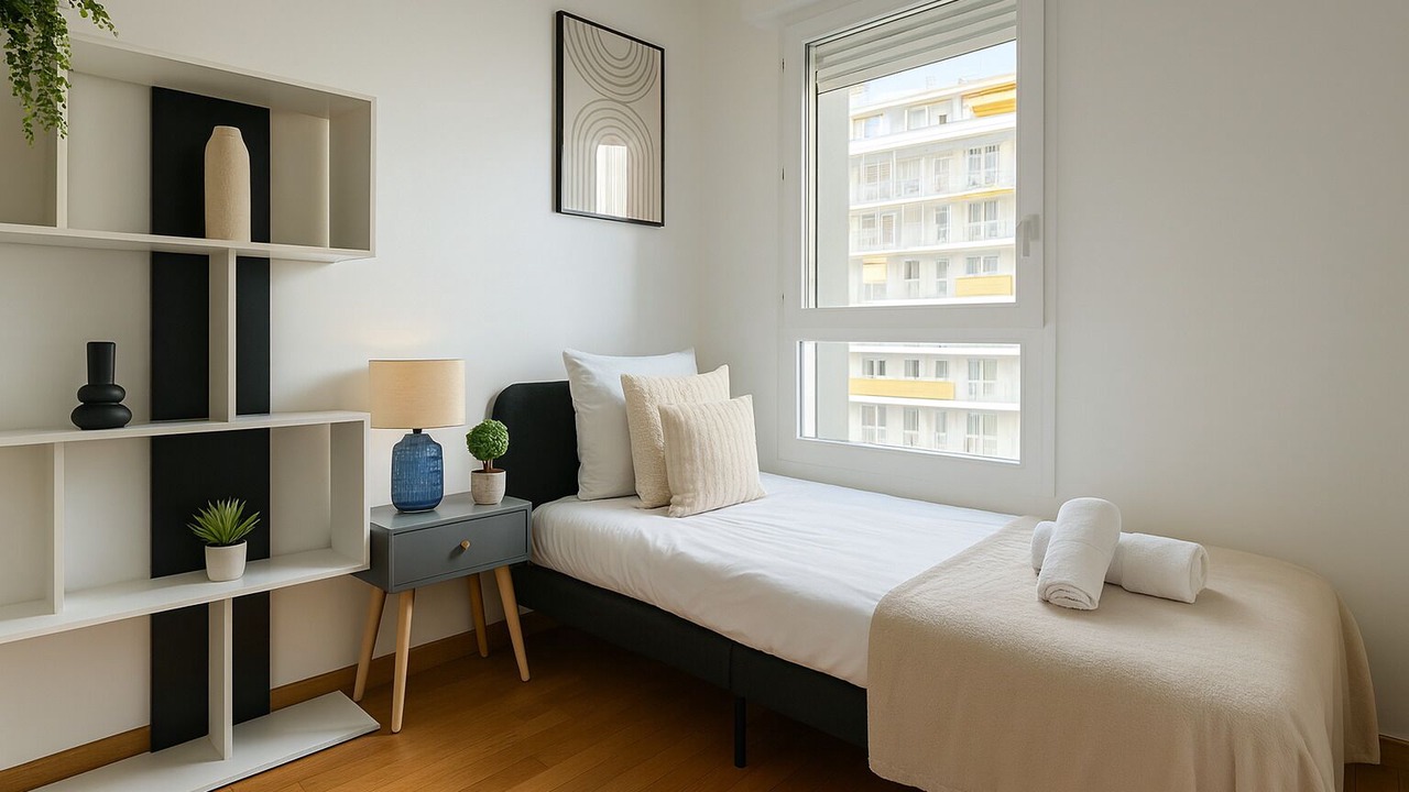 Photo of Bedroom in Issy-les-Moulineaux