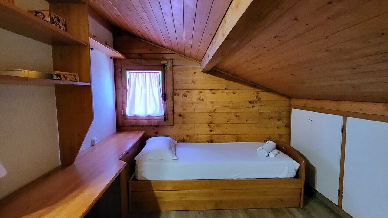 Photo of Bedroom in Pyrenees 2000