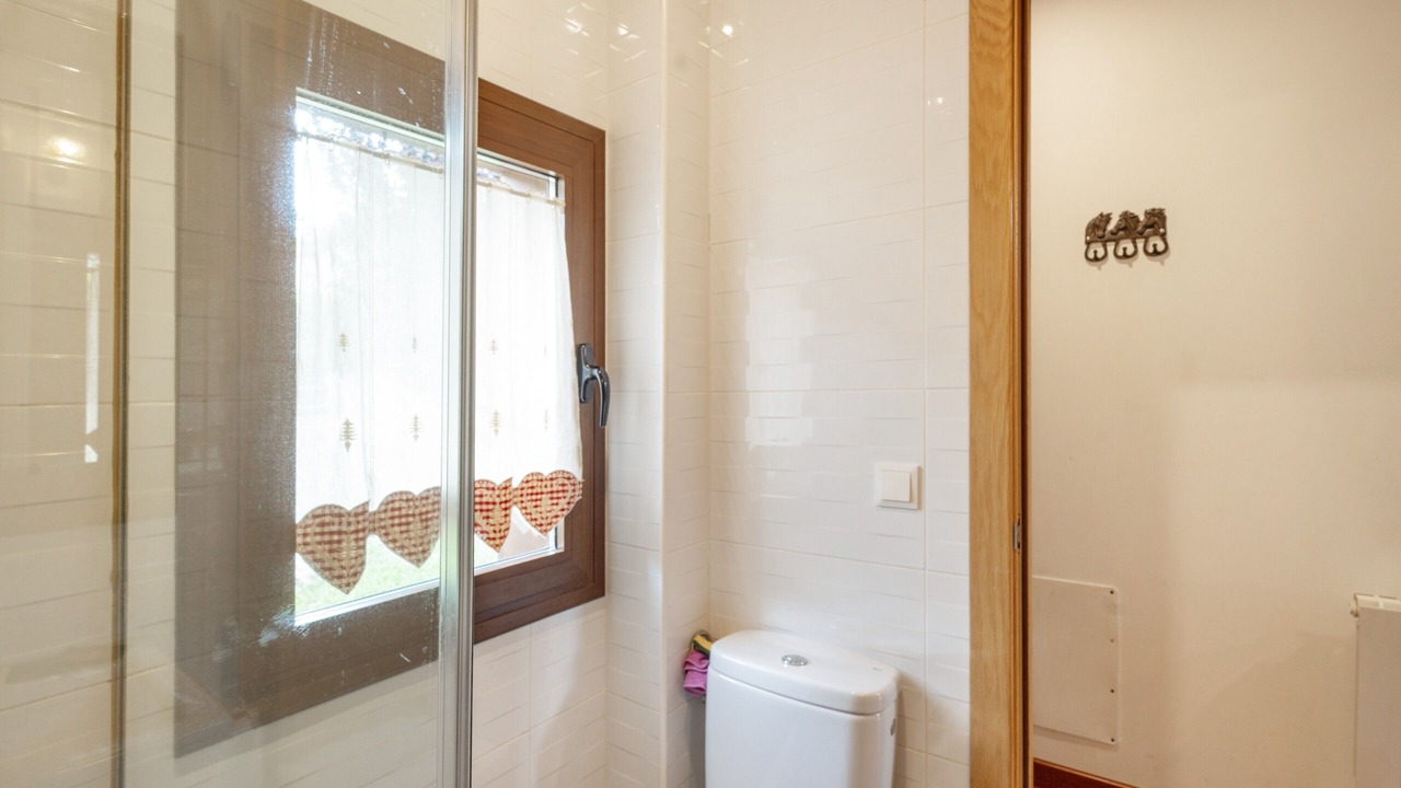 Photo of Bathroom in Angoustrine