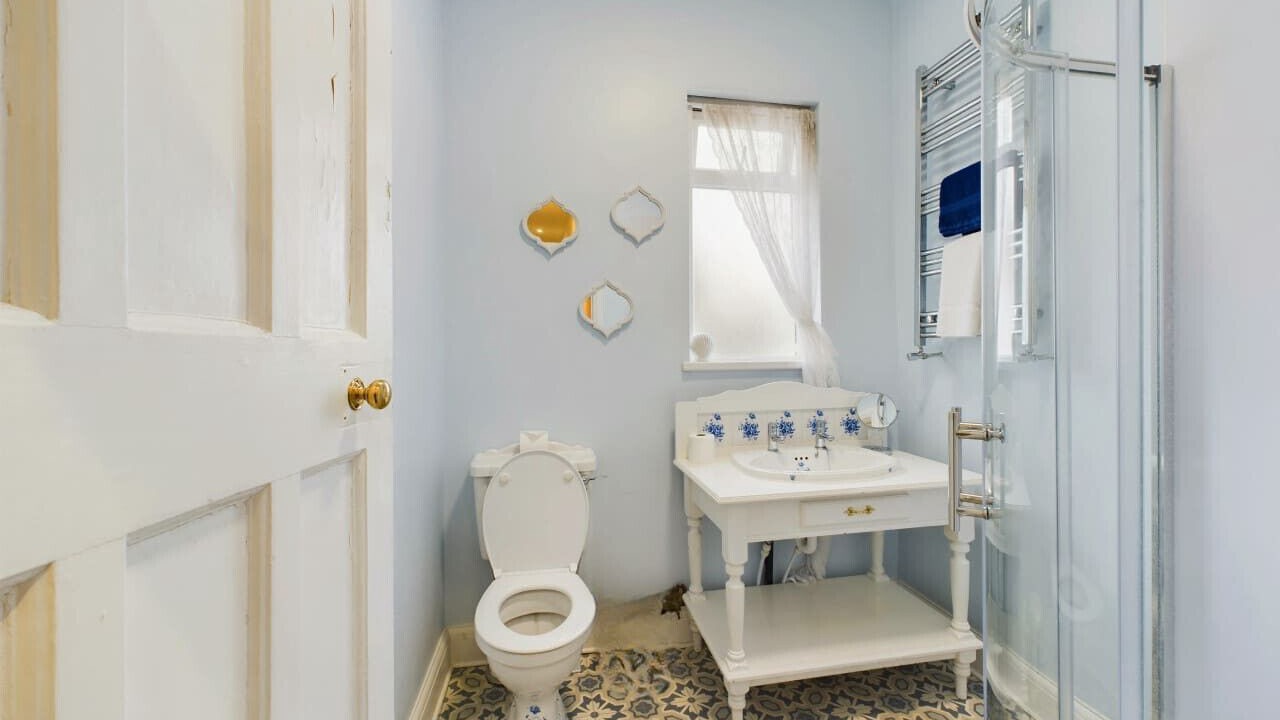 Photo of Bathroom in Leigh-on-Sea