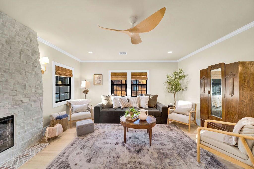 Photo of Livingroom in Cherry Street