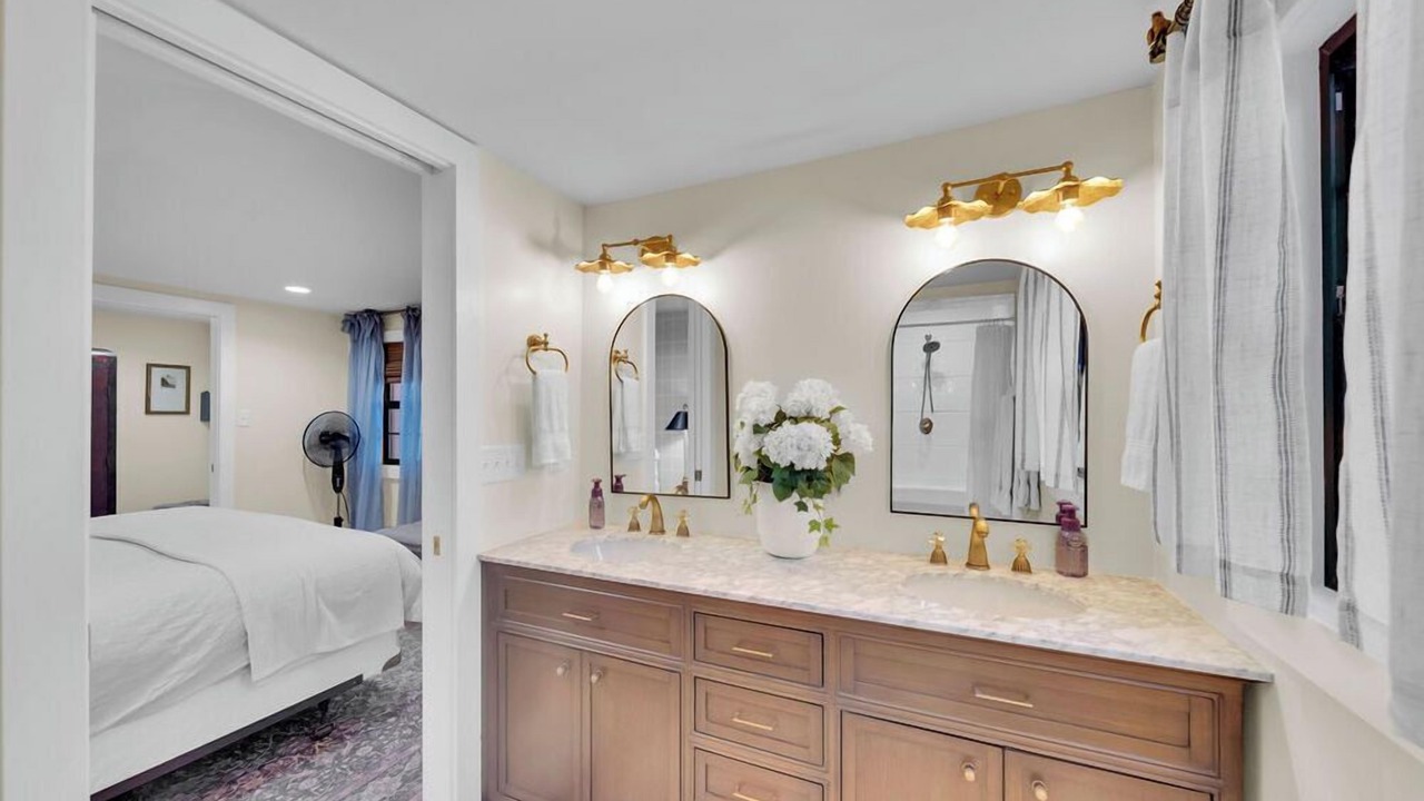Photo of Bedroom in Cherry Street