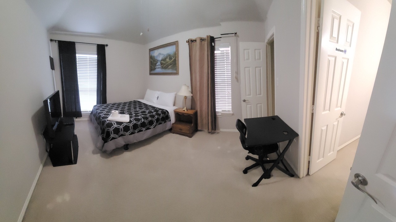 Photo of Bedroom in Allen