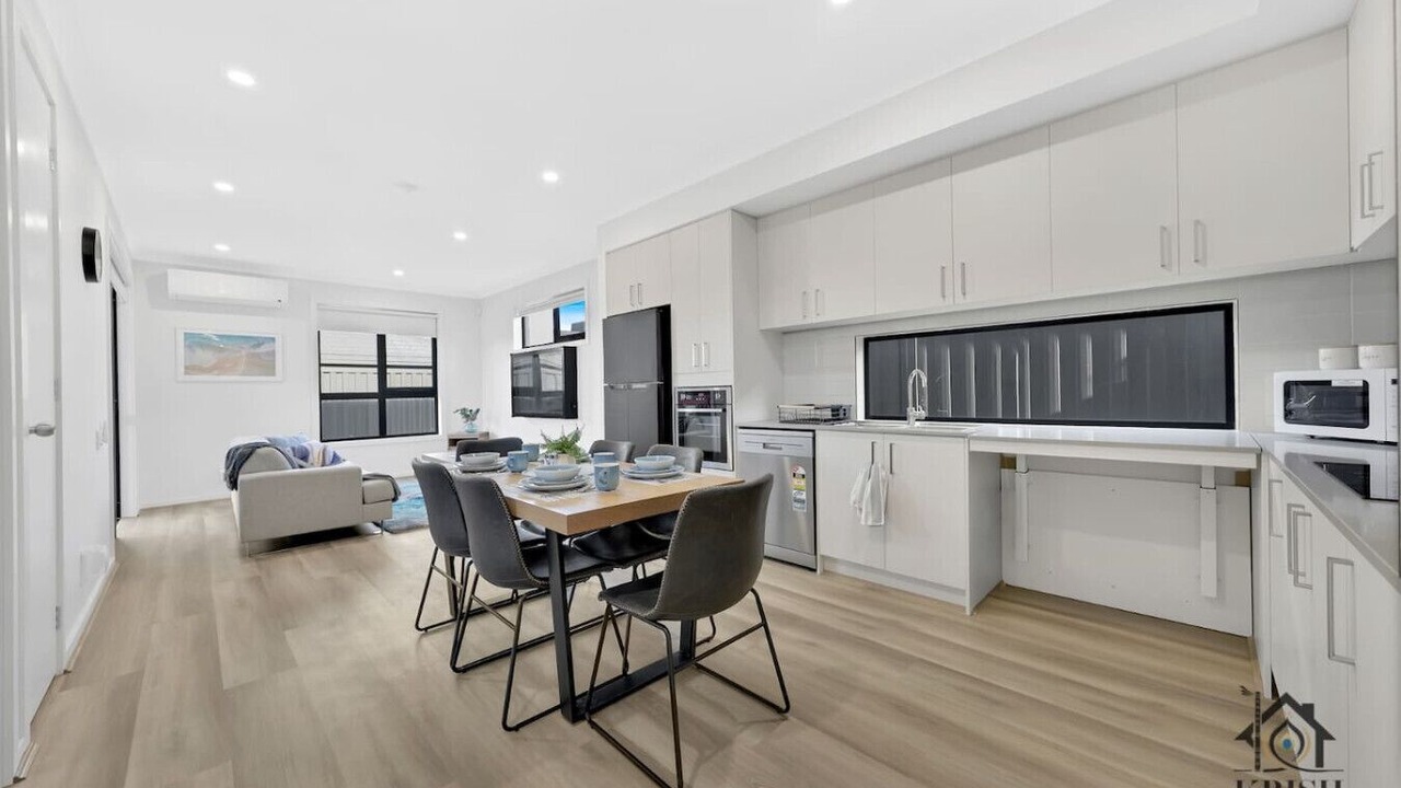 Photo of Others in Beveridge