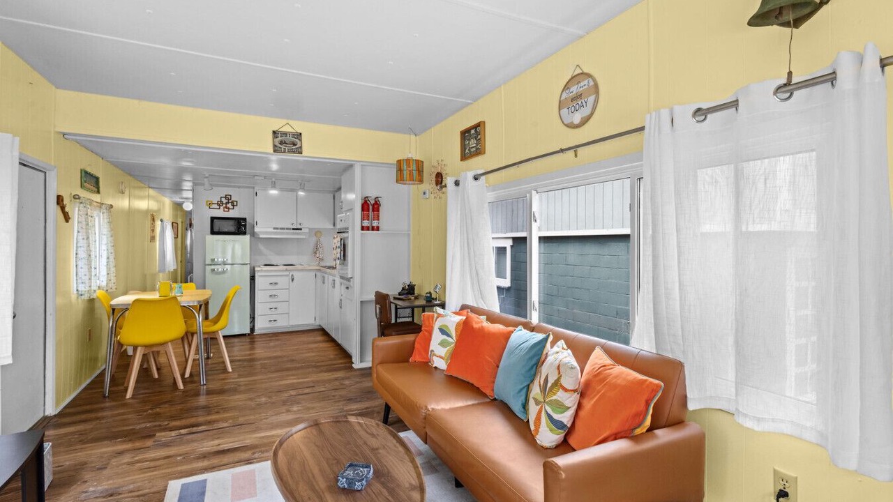 Photo of Livingroom in Rockaway Beach