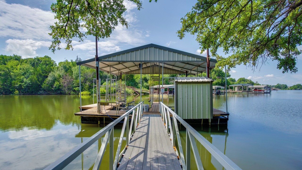 Photo of Outdoor in Lake Bridgeport