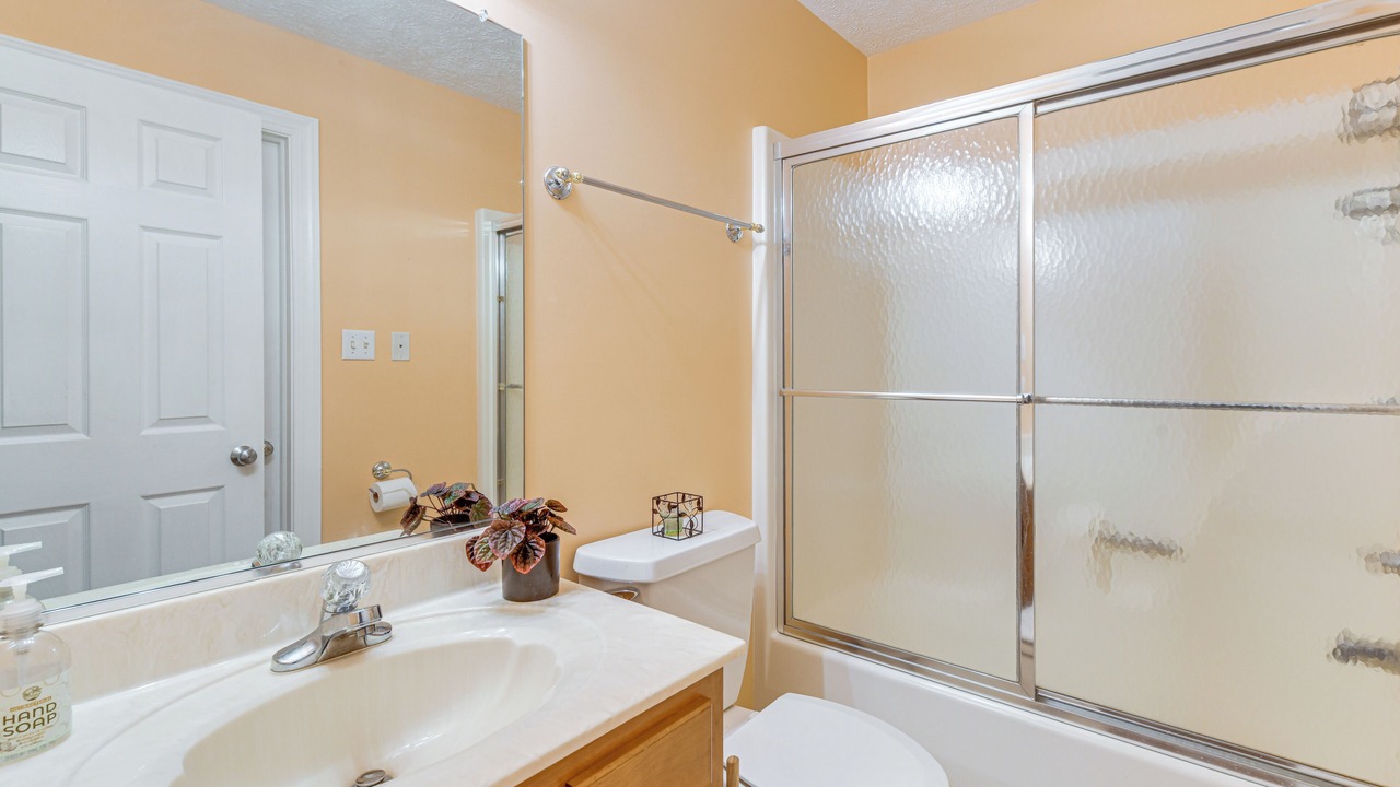 Photo of Bathroom in Urbanna