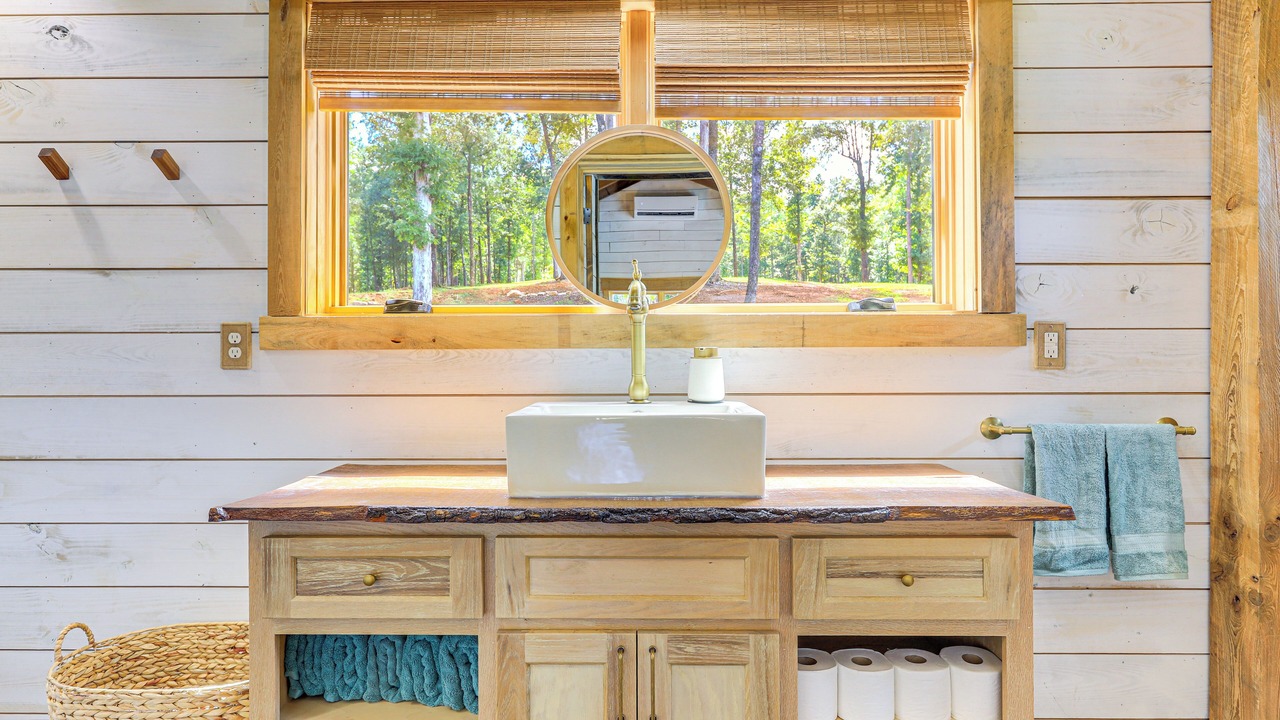 Photo of Bathroom in Thomaston