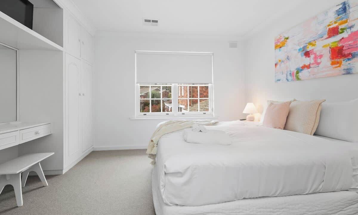 Photo of Bedroom in Mitcham