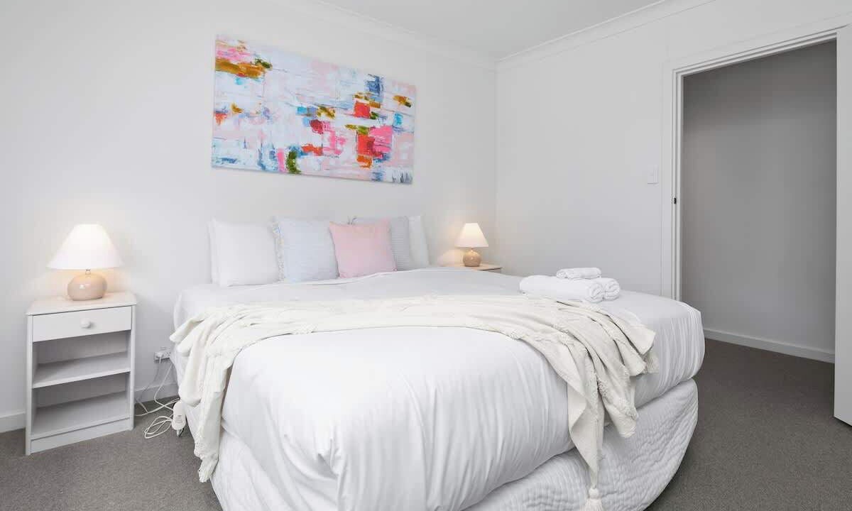 Photo of Bedroom in Mitcham