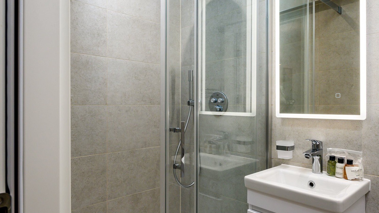 Photo of Bathroom in Greenwich West