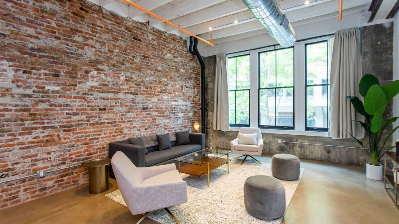 Photo of Livingroom in Washington Square West