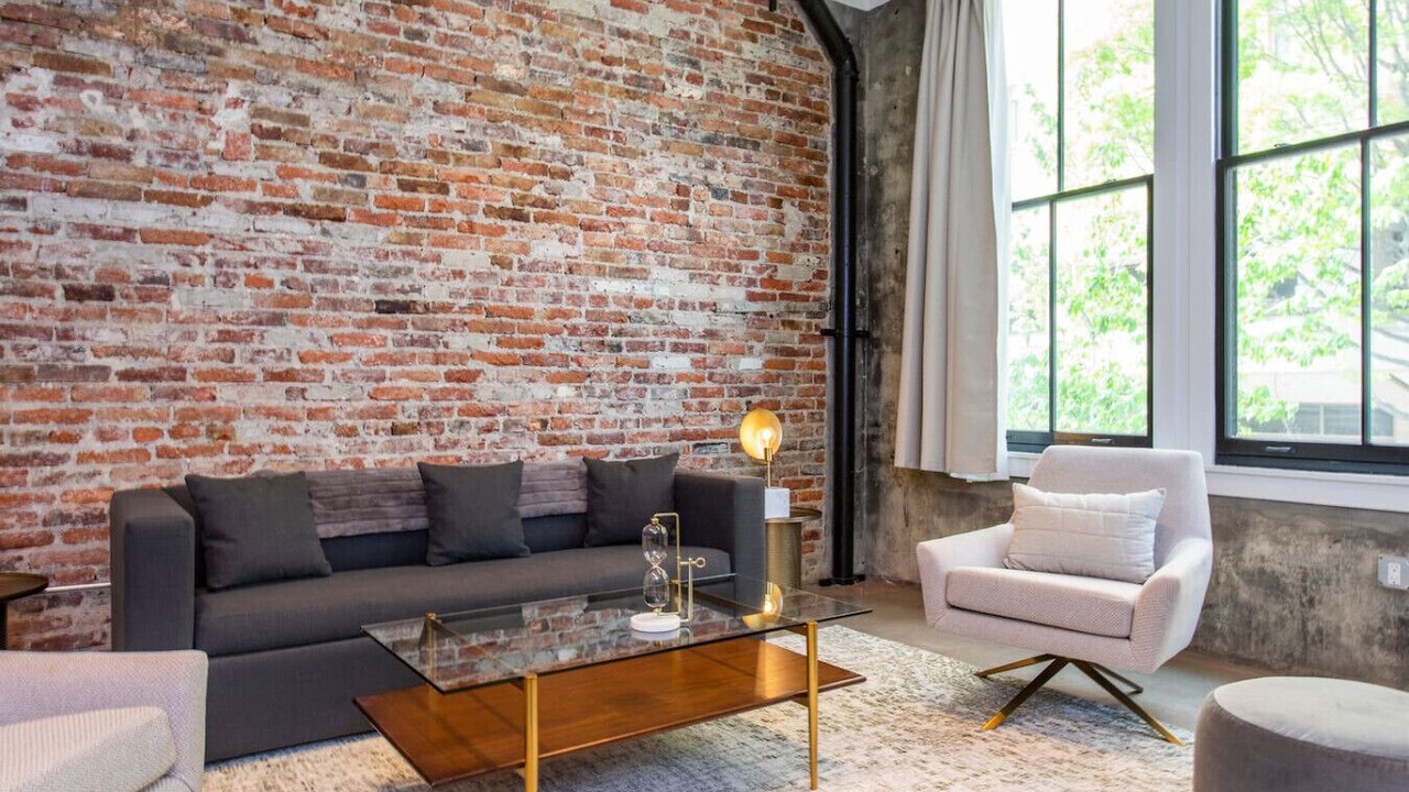 Photo of Livingroom in Washington Square West