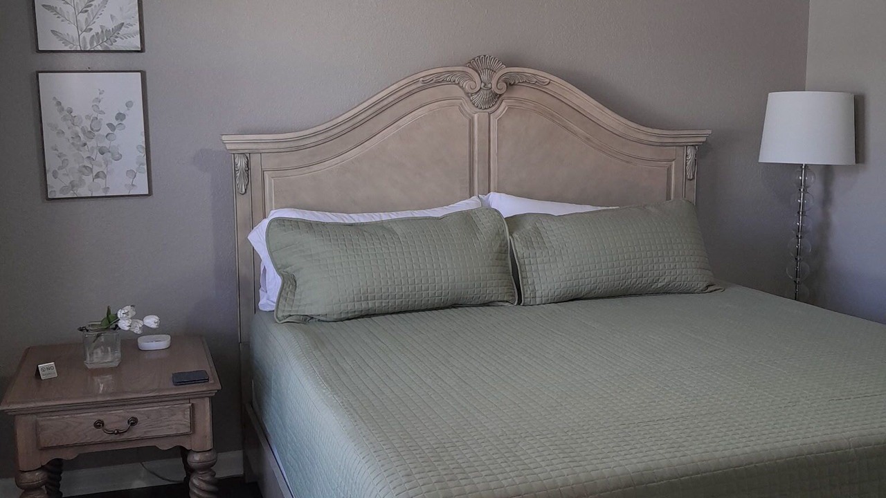 Photo of Bedroom in Richwood
