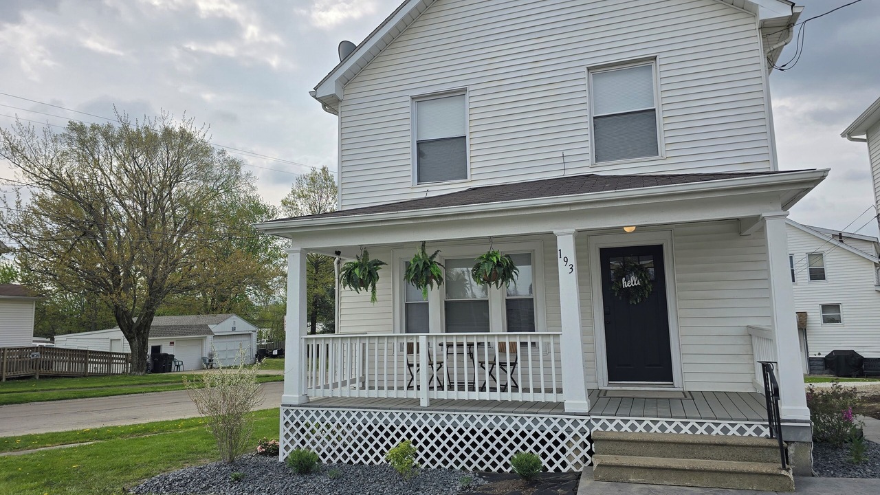 Photo of Outdoor in Elyria
