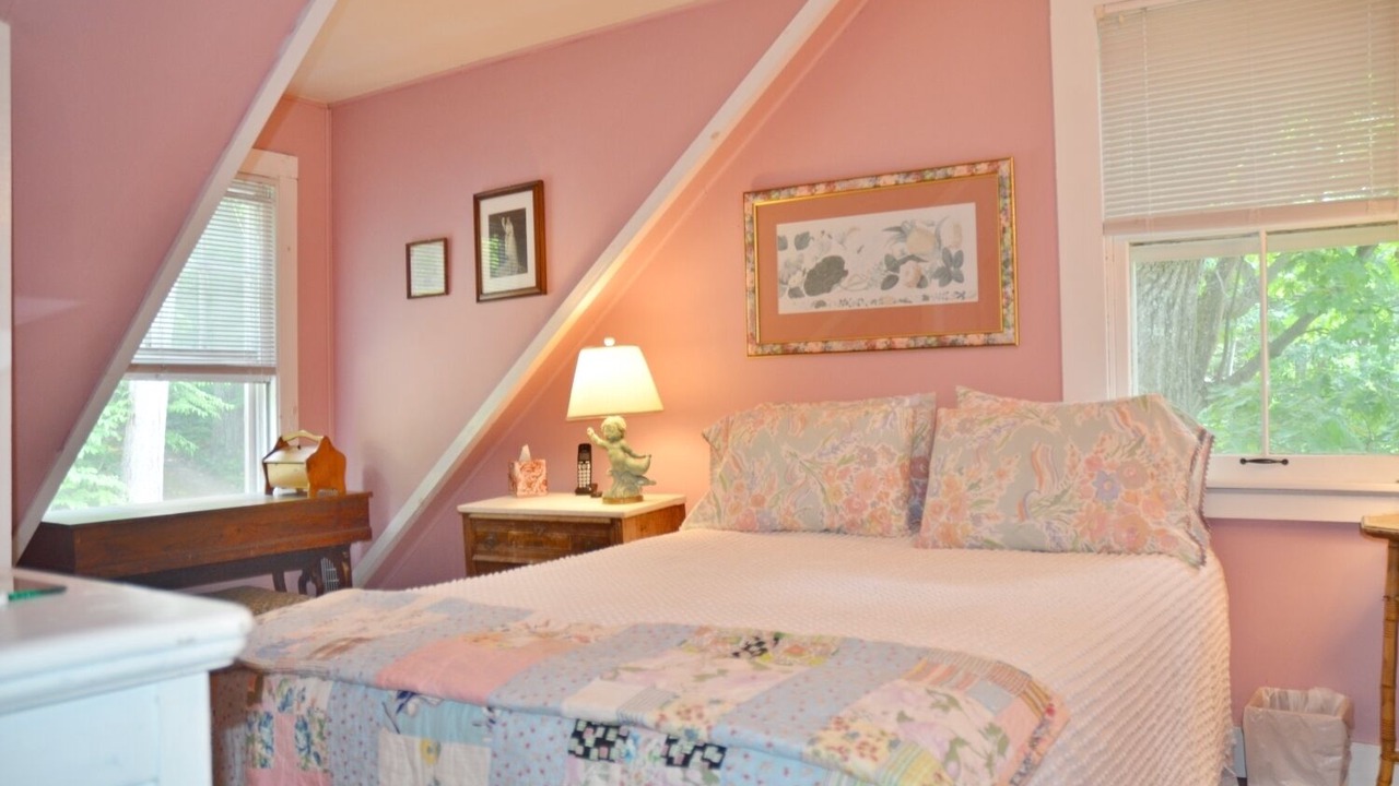 Photo of Bedroom in Burdett