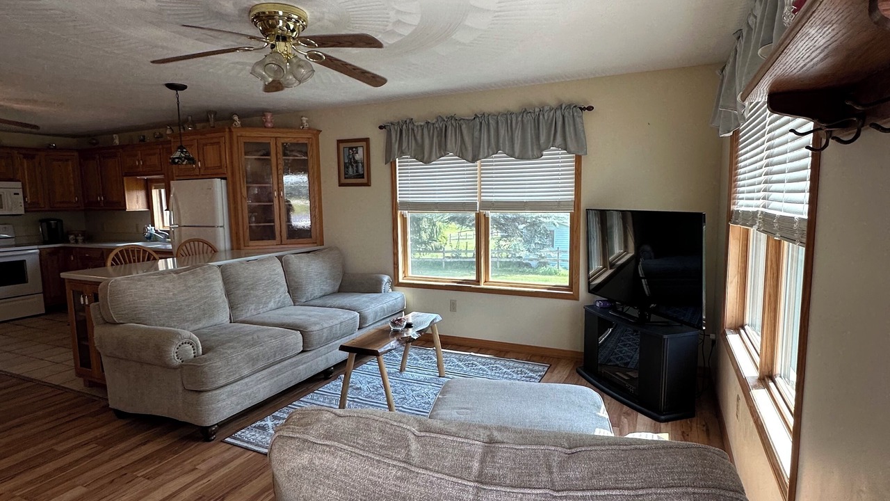 Photo of Livingroom in Brookfield