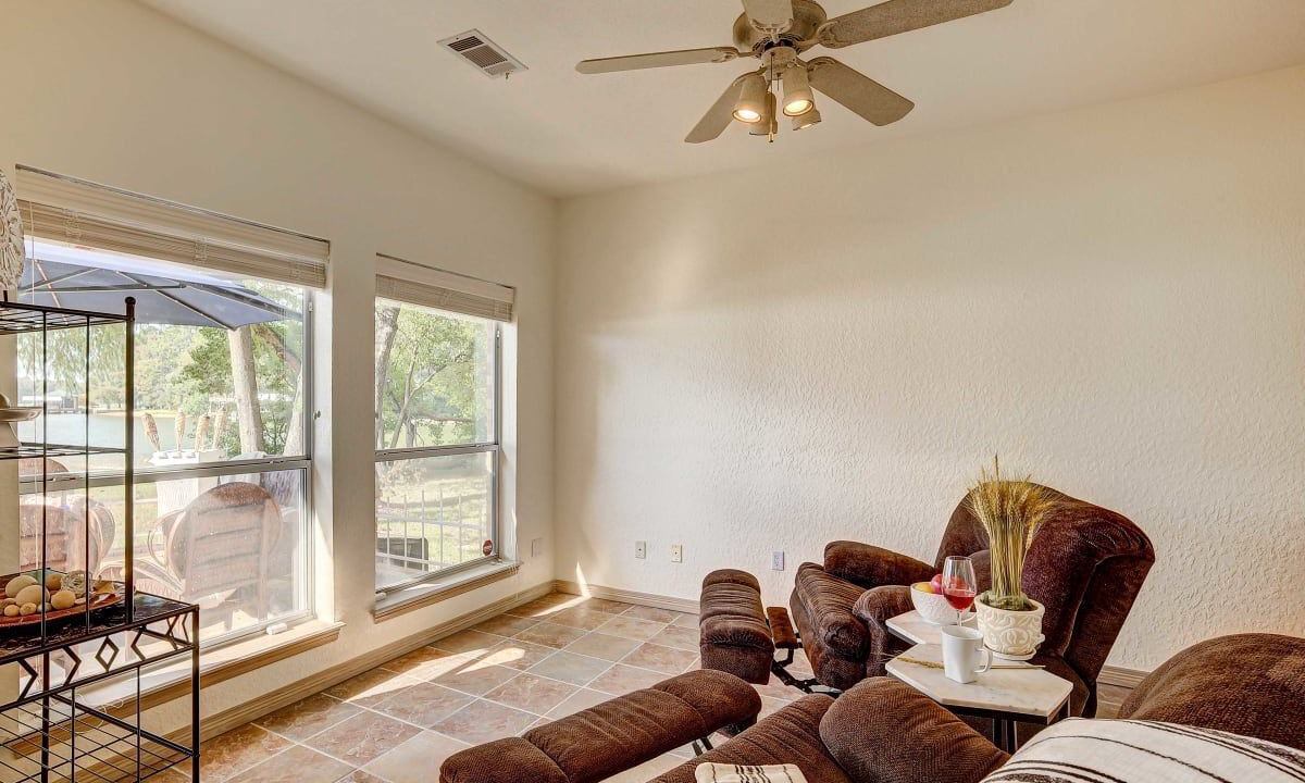 Photo of Livingroom in Willis