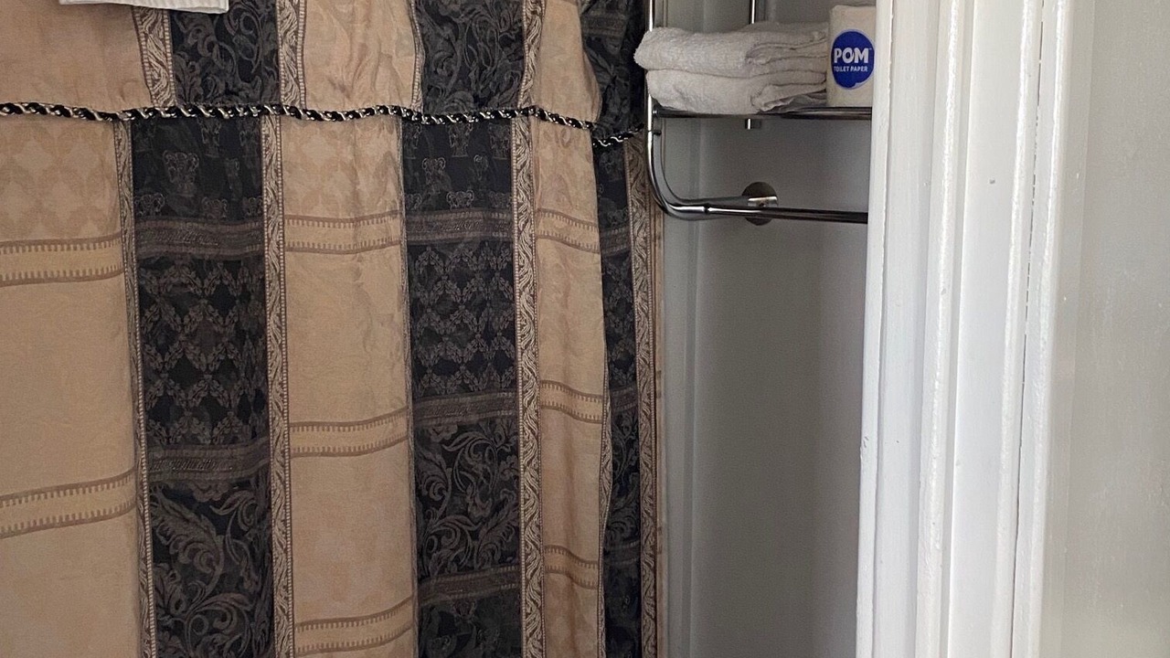 Photo of Bathroom in Silverton