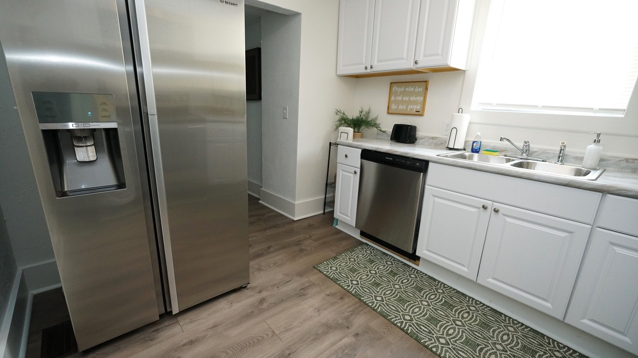 Photo of Kitchen in Elyria