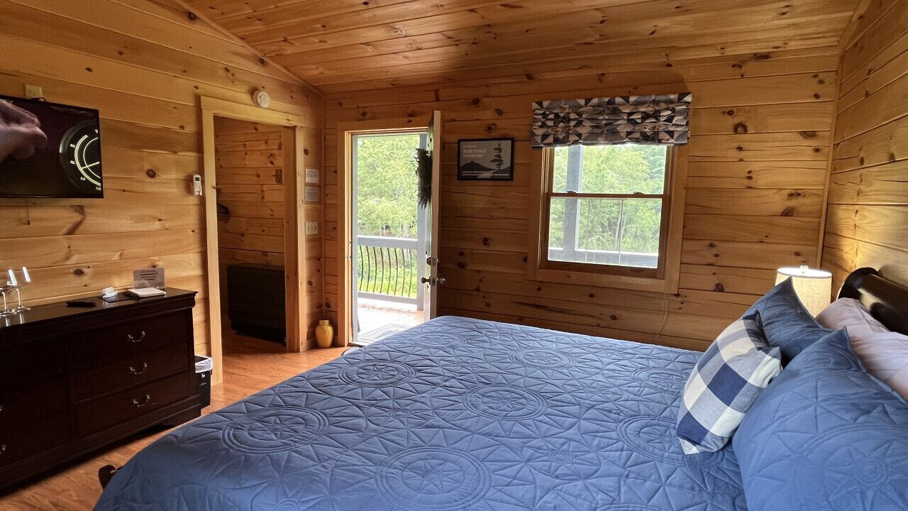 Photo of Bedroom in Floyd