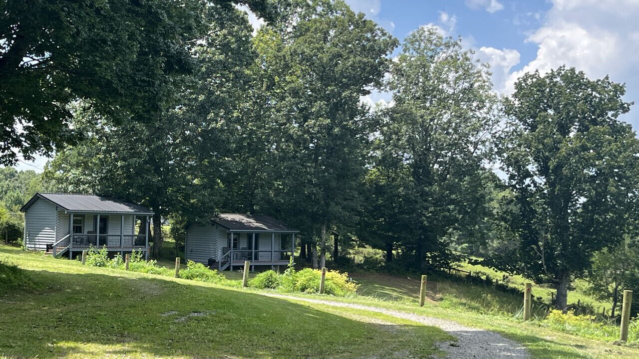 Photo of Others in Floyd